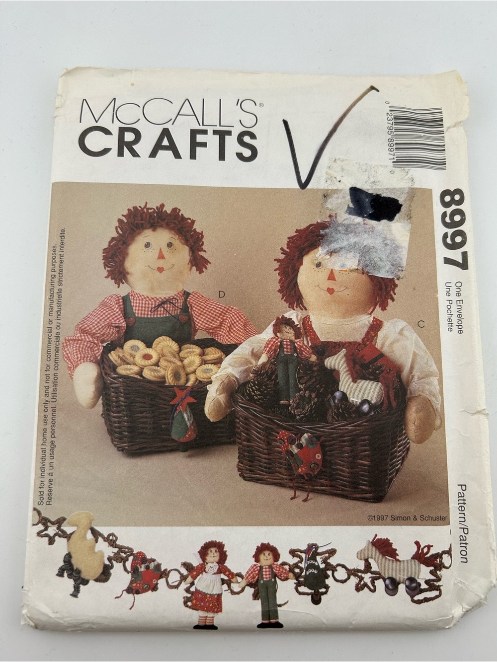 🪡 McCall’s Crafts Raggedy Ann & Andy™ Christmas Sewing Pattern 8994